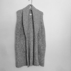 Lou & Grey Anne Taylor Lot sweater vest